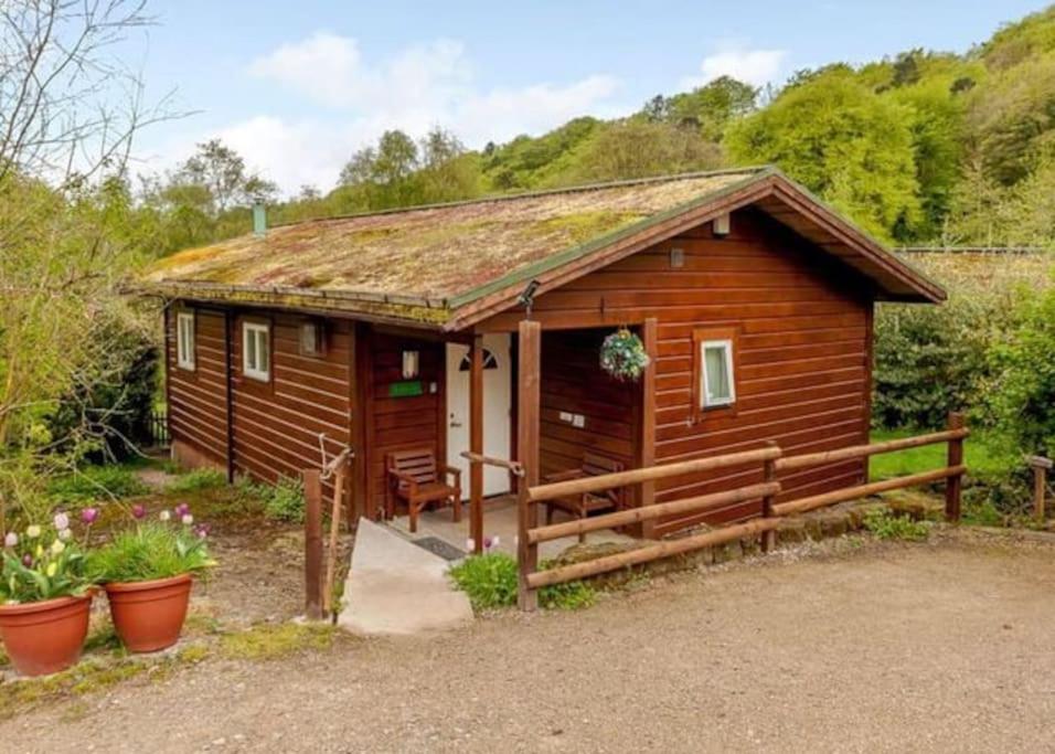 Luxury Peak District Lodge, Hot Tub, Log Burner, Nr Lake Rudyard Kültér fotó
